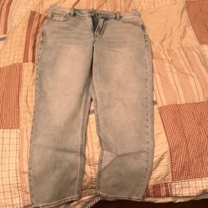 American Eagle mom jeans